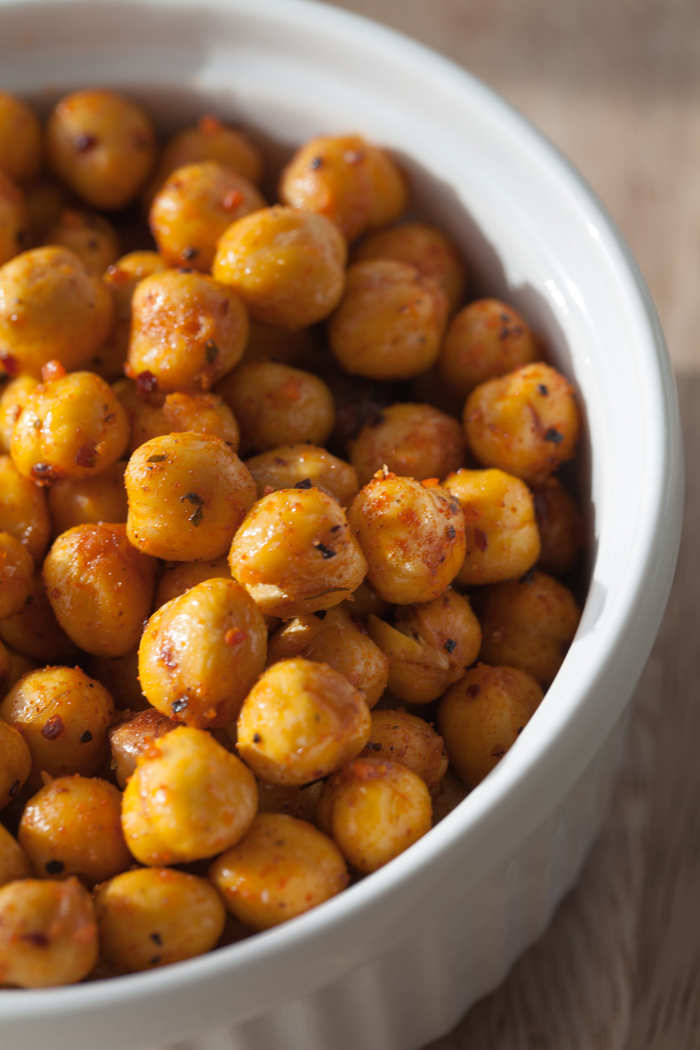 Garlicky Chipotle Chickpeas and Partying On!